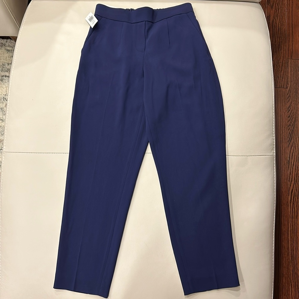 Aritzia Babaton Conan cropped pant Navy - NWT